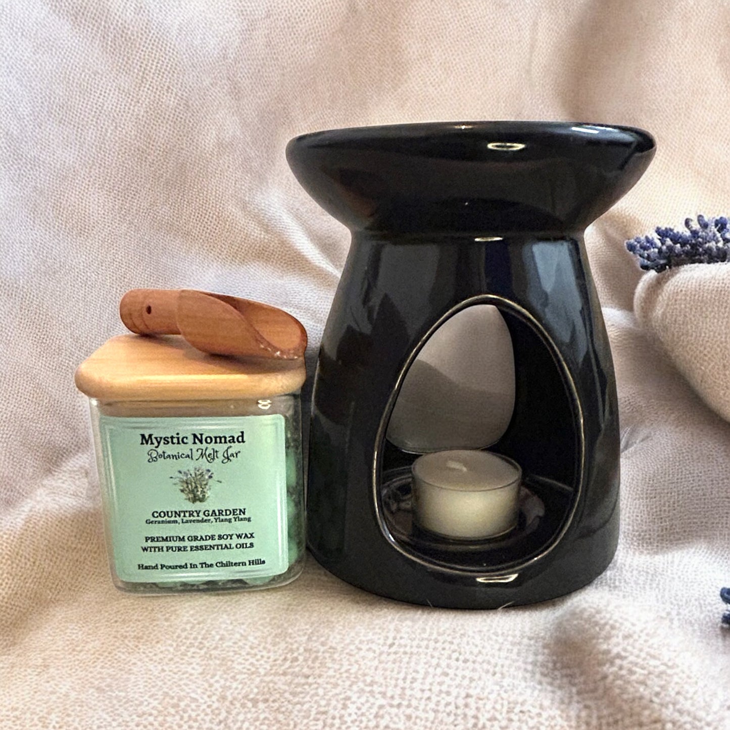 Country Garden Botanical Melts in Reusable Spice Jar
