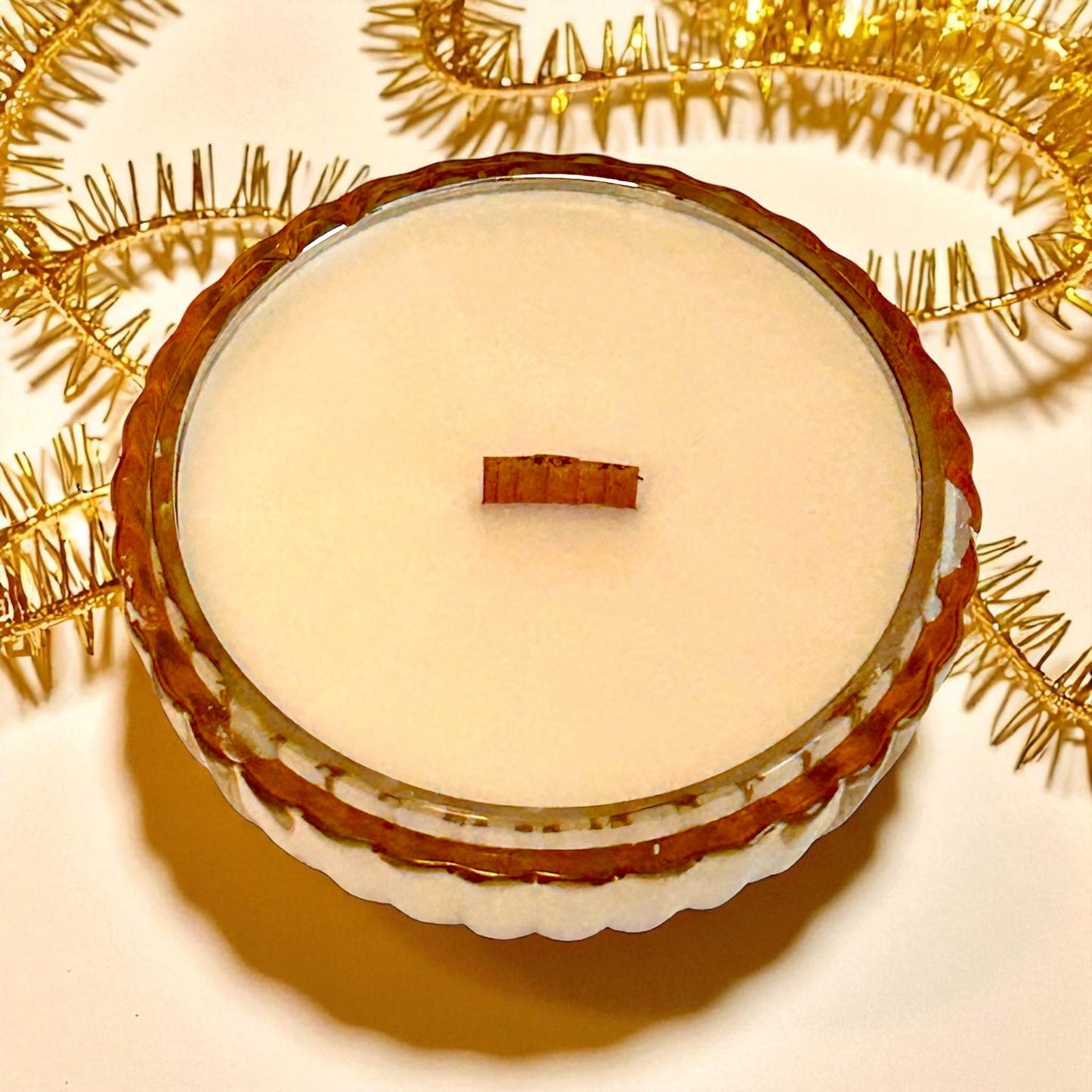 Festive Fizz - Champagne Gold Bauble Candle