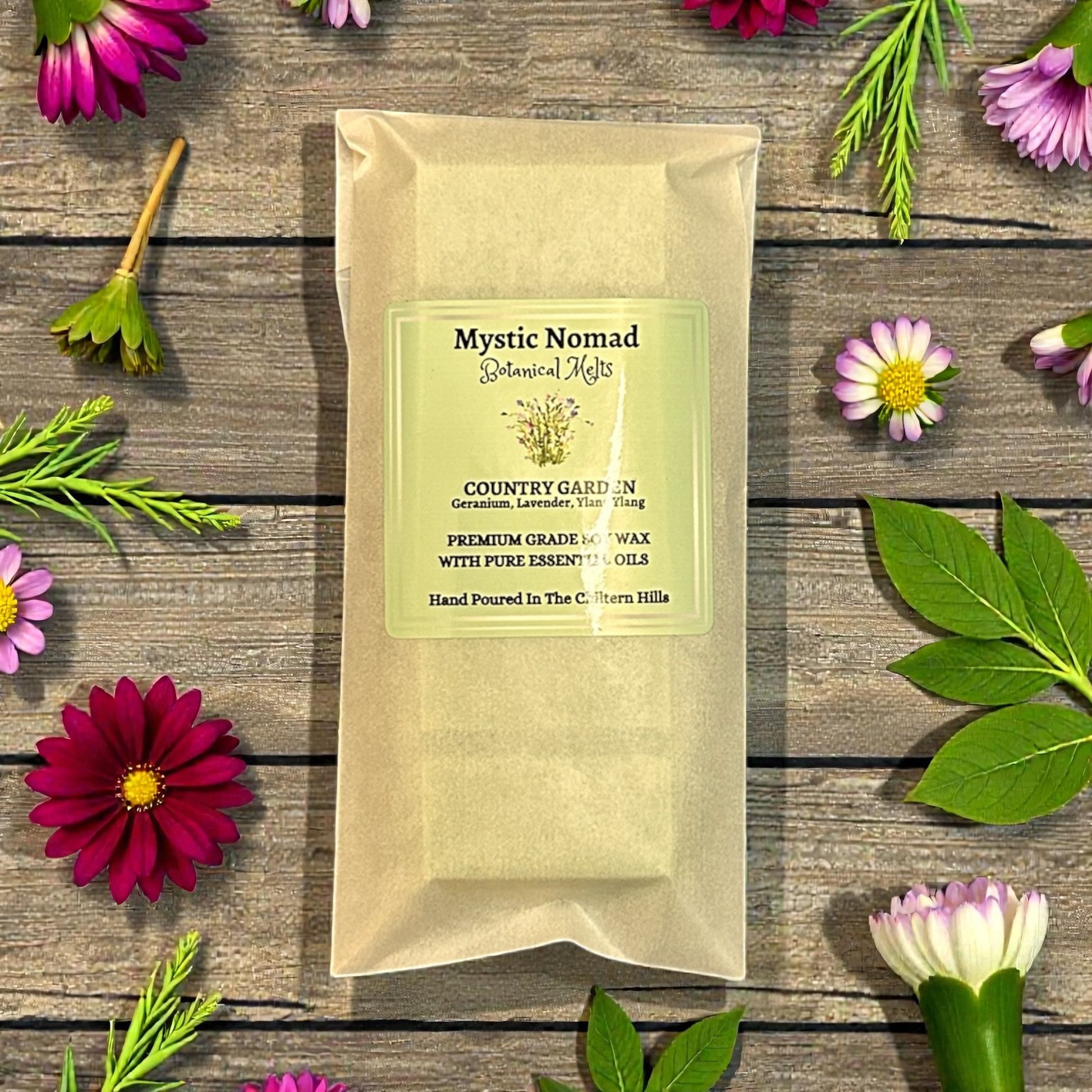 Country Garden aromatherapy wax melt snap bar with a fresh floral blend inspired by an English country garden, perfect for relaxation and mindful home rituals