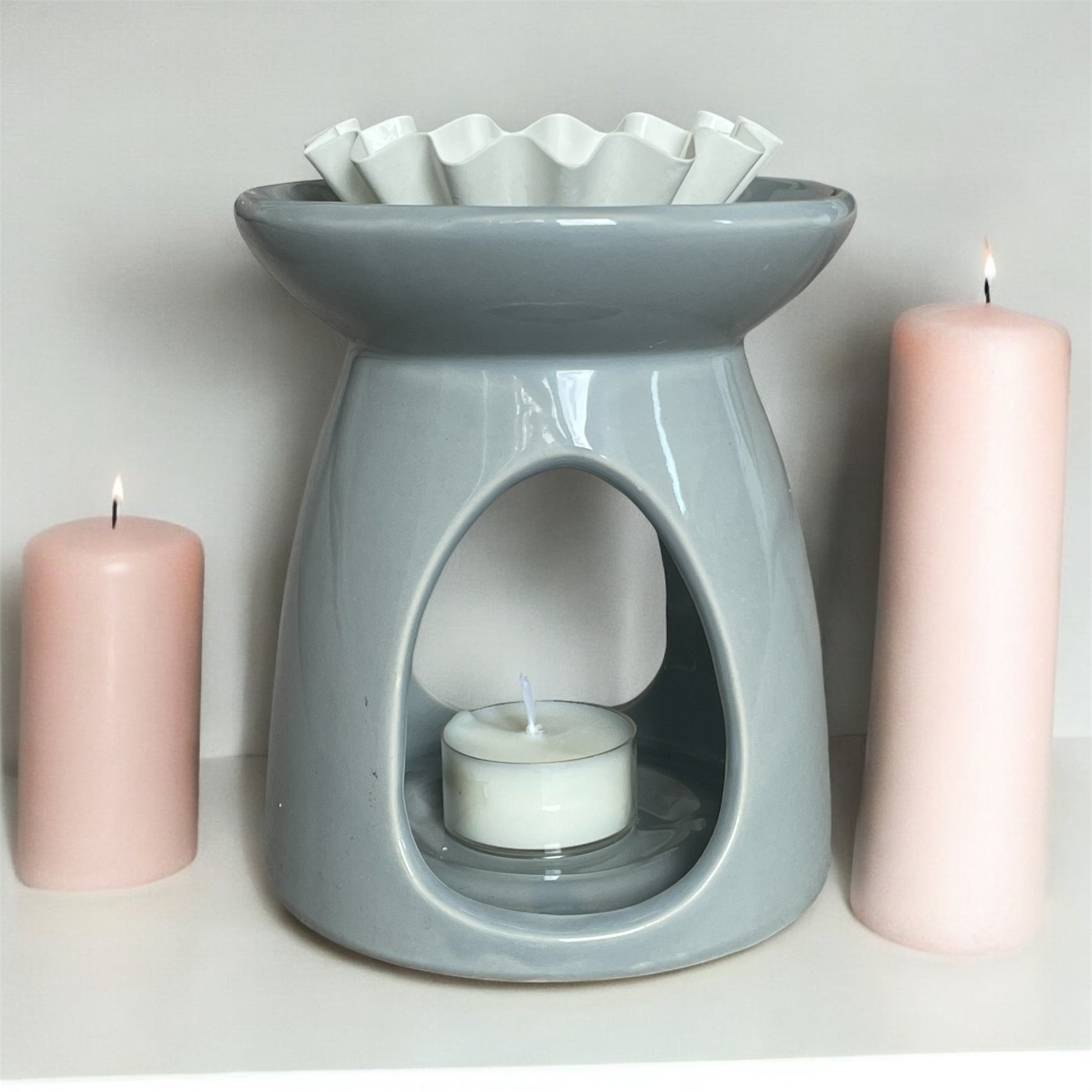 Grey ceramic wax melt burner with liner for aromatherapy candle use