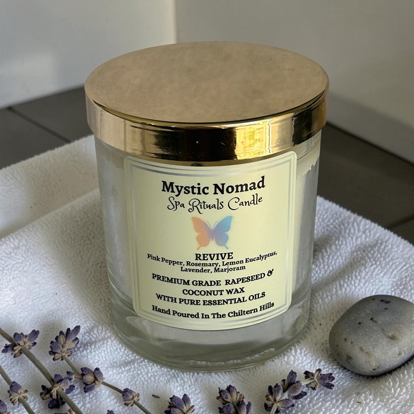 mystic nomad aromatherapy candle revive top view